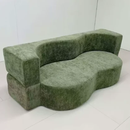 Sofá prensado na caixa